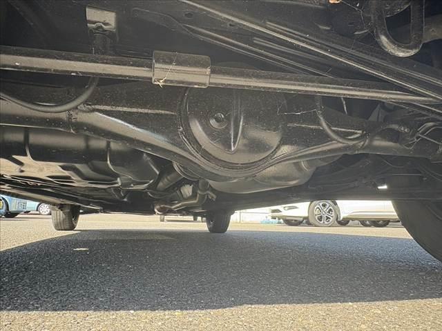 アルト F ★4WD★5MT★キーレス★CDオーディオ★シートヒーター★ヘッドライトレベライザー★横滑り防止★セキュリティアラーム★マルチインフォメーションディスプレイ★リア一体可倒式シート★ABS★WSRS(43枚目)