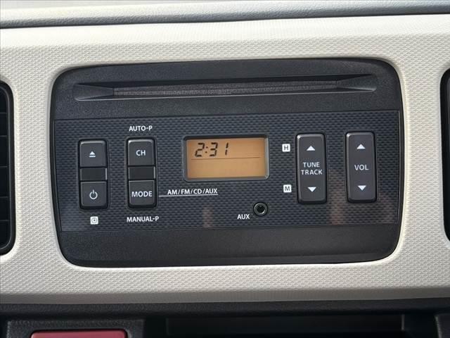 アルト F ★後期★5MT★オートライト★キーレス★純正CDオーディオ★ヘッドライトレベライザー★横滑り防止★セキュリティアラーム★リア一体可倒式シート★マルチインフォメーションディスプレイ★WSRS★ABS(5枚目)