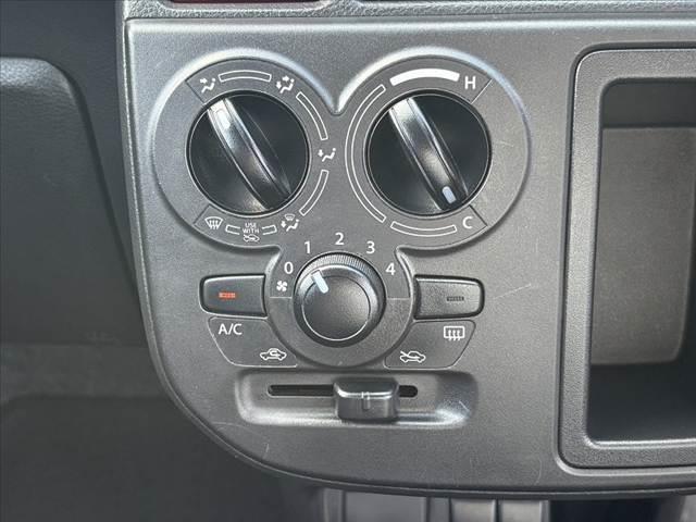 アルト F ★後期★5MT★オートライト★キーレス★純正CDオーディオ★ヘッドライトレベライザー★横滑り防止★セキュリティアラーム★リア一体可倒式シート★マルチインフォメーションディスプレイ★WSRS★ABS(23枚目)