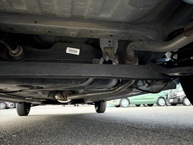 アルト F ★後期★5MT★オートライト★キーレス★純正CDオーディオ★ヘッドライトレベライザー★横滑り防止★セキュリティアラーム★リア一体可倒式シート★マルチインフォメーションディスプレイ★WSRS★ABS(51枚目)