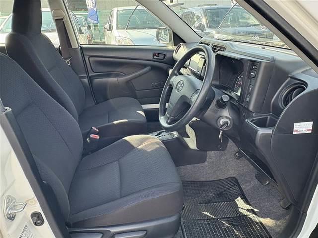 サクシード UL ★後期★セーフティセンス★プリクラッシュセーフティ★オートマチックハイビーム★純正ナビ★Bカメラ★地デジTV★Bluetooth★キーレス★電動ミラー★オートライト★ETC★引き出しテーブル★(17枚目)