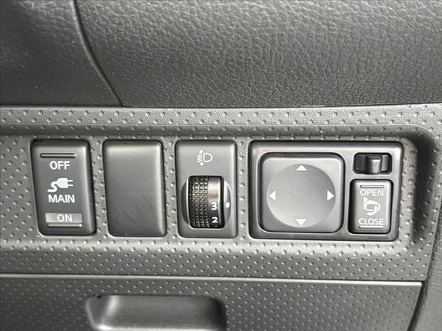 AD VE ★4WD★地デジナビ★DVD再生★Bluetooth★キーレス★電格ミラー★ヘッドライトレベライザー★ETC★AC100電源★前席PW★マップランプ★リアワイパー★ABS★WSRS★マット★バイザー(5枚目)