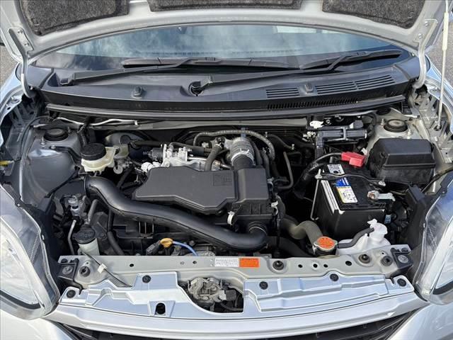 パッソ Ｘ　ＬパッケージＳ　★後期★４ＷＤ★スマートアシスト３★地デジナビ★Ｂカメラ★Ｂｌｕｅｔｏｏｔｈ★スマートキー★Ｐスタート★オートライト★オートハイビーム★Ａストップ★コーナーセンサー★オート格納電格ミラー（20枚目）