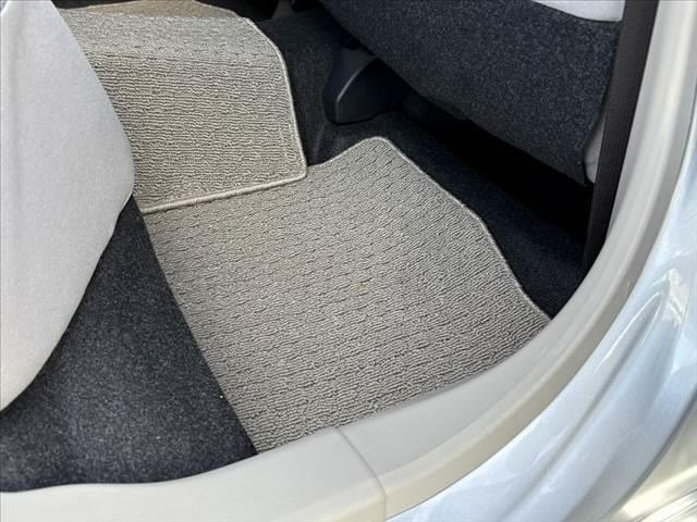 パッソ Ｘ　ＬパッケージＳ　★後期★４ＷＤ★スマートアシスト３★地デジナビ★Ｂカメラ★Ｂｌｕｅｔｏｏｔｈ★スマートキー★Ｐスタート★オートライト★オートハイビーム★Ａストップ★コーナーセンサー★オート格納電格ミラー（43枚目）