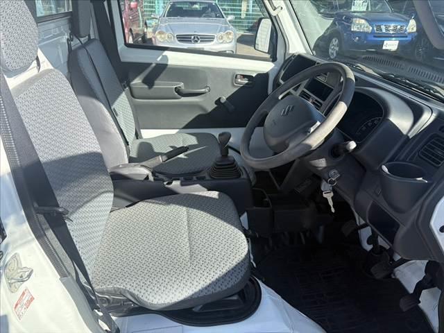 キャリイトラック KCエアコン・パワステ ★エアコン★パワステ★三方開★荷台ゴムマット★乗降グリップ★ラジオ(17枚目)