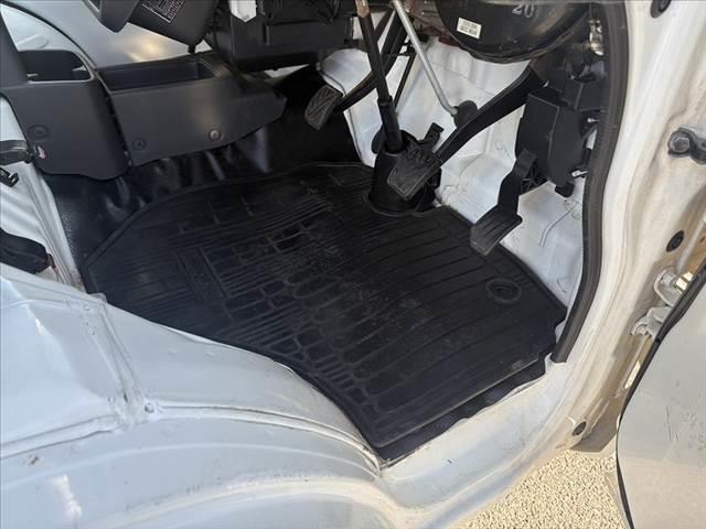 キャリイトラック KCエアコン・パワステ ★エアコン★パワステ★三方開★荷台ゴムマット★乗降グリップ★ラジオ(25枚目)