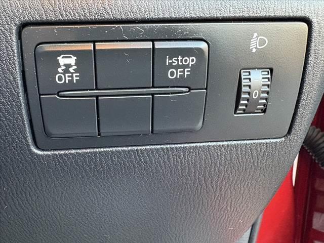 アクセラスポーツ １５Ｓ　６ＭＴ　純正ナビ　Ｂカメラ　Ｂｌｕｅｔｏｏｔｈ　スマートキー　プッシュスタート　電格ミラー　純正アルミ　シートリフター　バニティミラー　プライバシーガラス　革巻きハンドル　横滑り防止　ＥＴＣ（24枚目）