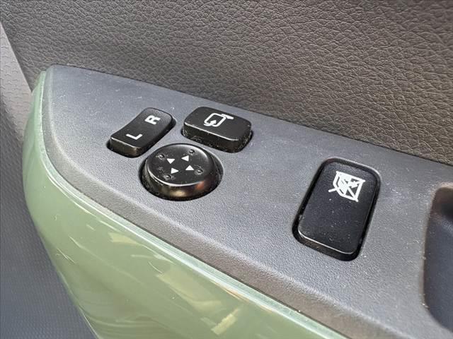 ハスラー Ｊスタイル　レーダーブレーキサポート　誤発進抑制機能　Ｓーエネチャージ　ＨＩＤ　オートライト　社外アルミ　社外ナビ　Ｂカメラ　ＤＶＤ再生　Ｂｌｕｅｔｏｏｔｈ　スマートキー　Ｐスタート　ＥＴＣ　革巻きハンドル（30枚目）