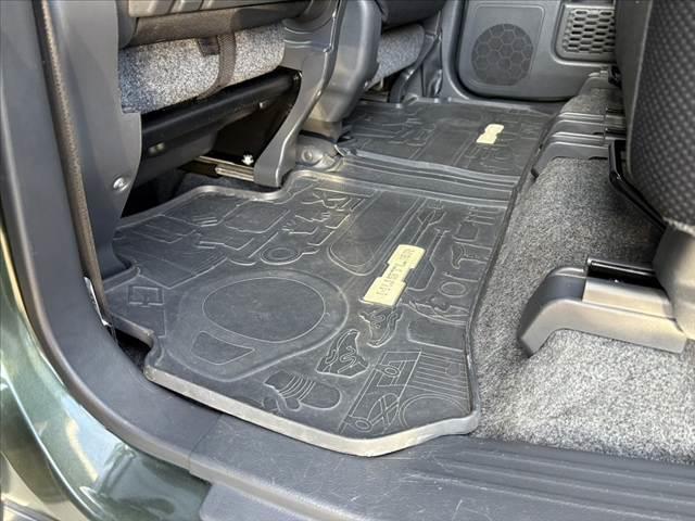 ハスラー Ｊスタイル　レーダーブレーキサポート　誤発進抑制機能　Ｓーエネチャージ　ＨＩＤ　オートライト　社外アルミ　社外ナビ　Ｂカメラ　ＤＶＤ再生　Ｂｌｕｅｔｏｏｔｈ　スマートキー　Ｐスタート　ＥＴＣ　革巻きハンドル（44枚目）