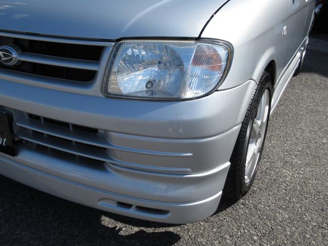 ミラ ＣＤ　５ＭＴ　カスタム車　ライブスポーツ新品フルエアロ　エスペリアダウンサス　マフラー　ＬＥＤ　ＭＯＭＯステ・シフト　タコ　フルセグＴＶナビ　Ｂｌｕｅｔｏｏｔｈ　前後ドラレコ　ＥＴＣ　整備・外装磨・車内清掃（22枚目）