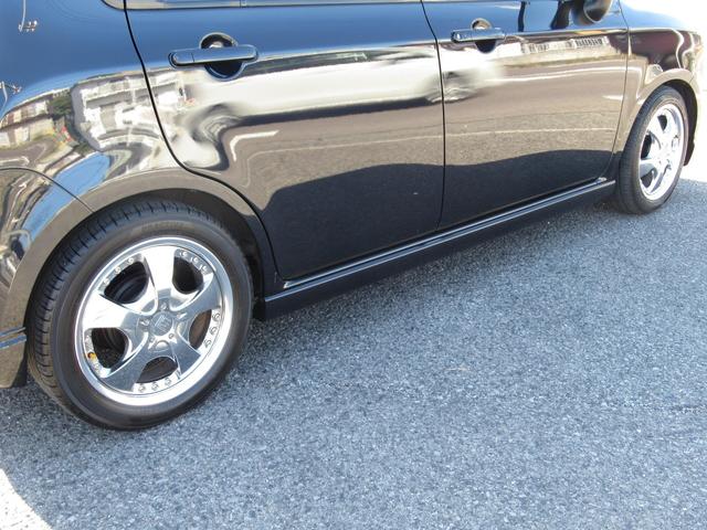 アルトラパン T Lパッケージ ターボ 自社フルカスタム スズキスポーツエアロ モンスタースポーツマフラー 新品エスペリア製ダウンサス work:LS15インチアルミ モニター 音響カスタム ナルディ タコ 整備・外装磨・室内清掃(7枚目)