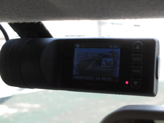 �h���C�u���R�[�_�[�t���ň��S�ł��B