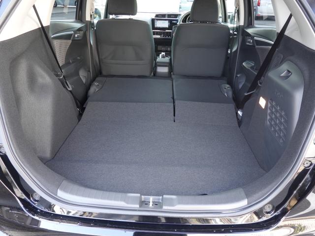 フィットハイブリッド Ｆ　ワンオーナー　禁煙車　ホンダギャザーズナビＶＸＭ１９４ＶＦｉ　ＴＶ　ＴＵＮＥＲ　ＢＴ接続　ＤＶＤ／ＣＤ　ＥＴＣ車載器　ドライブレコーダー前（27枚目）