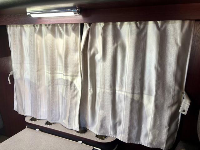 カムロード ナッツRV クレソンボヤージュ タイプW 400Ahリチウムバッテリー 1500Wインバーター 家庭用エアコン 冷蔵庫 電子レンジ テレビ MAXファン シンク FFヒーター マルチルーム ナビ フルセグ ETC バックモニター ドラレコ(41枚目)