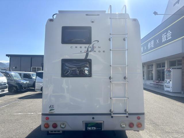 カムロード ナッツRV クレソンボヤージュ タイプW 400Ahリチウムバッテリー 1500Wインバーター 家庭用エアコン 冷蔵庫 電子レンジ テレビ MAXファン シンク FFヒーター マルチルーム ナビ フルセグ ETC バックモニター ドラレコ(48枚目)