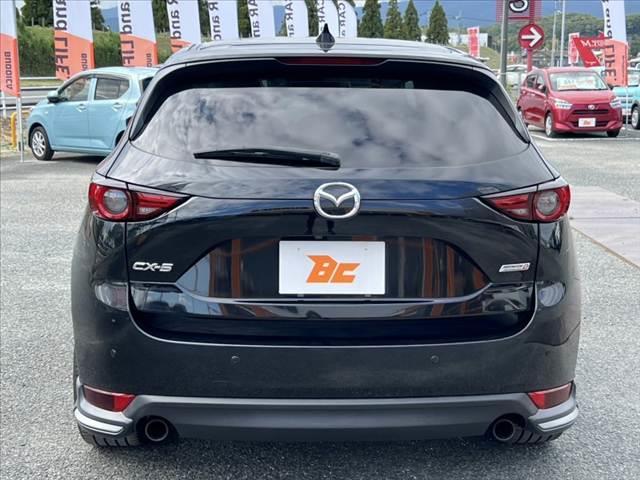 ＣＸ－５ ＸＤ　Ｌパッケージ　電動サンルーフ　ＢＯＳＥサウンドシステム　マツダコネクト　Ｂカメラ　革シート　スマートキー　電動格納ミラー　ステリモ　ＥＴＣ　シートヒーター　パワーシート　Ｐガラス　レーダークルーズ　ＡＣＣ（14枚目）