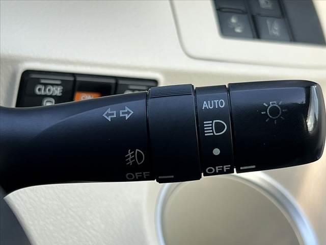 シエンタ Ｇ　セーフティセンス　ＬＥＤヘッドライト　純正ナビ／フルセグ／ＢＴ　純正フリップダウンモニター　Ｂモニター　両電スラ　シートヒーター　スマートキー×２　Ｐスタート　ステリモ　ＥＴＣ　チルトステアリング（33枚目）