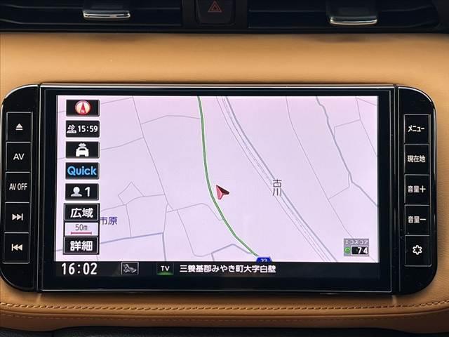キックス Ｘ　ツートーンインテリアエディション　ツートン　アラウンドビューモニター　９型ナビ／フルセグ／ブルートゥース／ＤＶＤ再生　セーフティセンス　レーダークルーズ　シートヒーター　デジタルミラー　ステアリングヒーター　ルーフレール　ＬＥＤ　禁煙（3枚目）