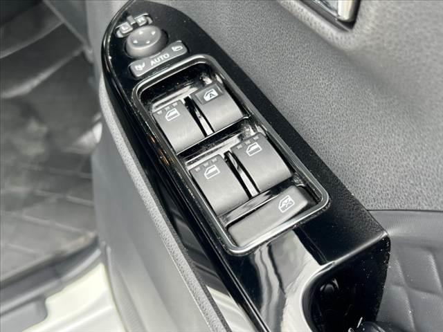 タント カスタムX スマアシ 純正ナビ/Bluetooth バックカメラ スマートキー 両側電動スライドドア 電動格納ミラー LEDヘッド コンビシート アームレスト Pスタート ステリモ チルトステア シートヒーター(28枚目)