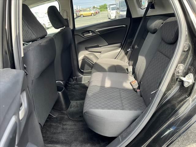 フィット 13G・Fパッケージ 純正ナビ/地デジ/DVD/BT ステリモ スマートキー Bモニター ETC Aストップ コーナーポール シートリフター Pスタート チルトステアリング 電格ミラー ウィンカーミラー(19枚目)