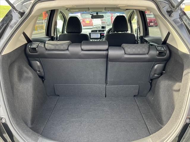 フィット 13G・Fパッケージ 純正ナビ/地デジ/DVD/BT ステリモ スマートキー Bモニター ETC Aストップ コーナーポール シートリフター Pスタート チルトステアリング 電格ミラー ウィンカーミラー(20枚目)