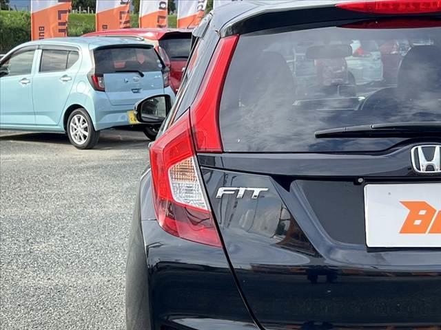 フィット 13G・Fパッケージ 純正ナビ/地デジ/DVD/BT ステリモ スマートキー Bモニター ETC Aストップ コーナーポール シートリフター Pスタート チルトステアリング 電格ミラー ウィンカーミラー(44枚目)