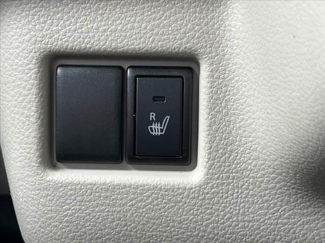 スペーシア ハイブリッドＸ　セーフティサポート　両側電動スライドドア　ＳＤナビ／フルセグ／Ｂｌｕｅｔｏｏｔｈ／ＤＶＤ　バックカメラ　ＥＴＣ　コーナーセンサー　前後ドラレコ　Ａライト　シートヒーター　ロールサンシェード　横滑り防止（6枚目）