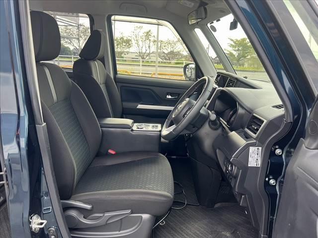 ルーミー カスタムG-T 9インチ純正ナビ/BT スマアシ バックカメラ フルセグTV ステリモ 両側電動スライドドア 禁煙 ETC スマートキー USBソケット LEDヘッドライト ドラレコ 電格ミラー(18枚目)