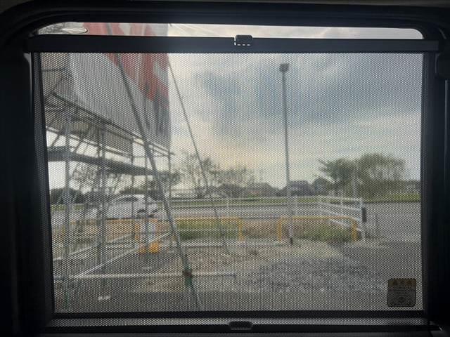 ルーミー カスタムG-T 9インチ純正ナビ/BT スマアシ バックカメラ フルセグTV ステリモ 両側電動スライドドア 禁煙 ETC スマートキー USBソケット LEDヘッドライト ドラレコ 電格ミラー(22枚目)