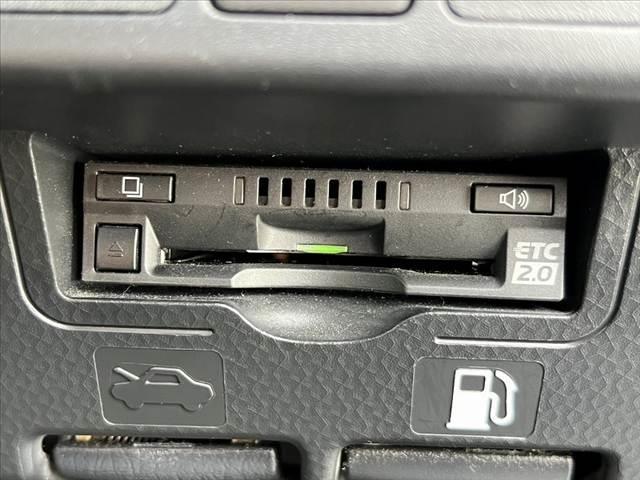 ルーミー カスタムG-T 9インチ純正ナビ/BT スマアシ バックカメラ フルセグTV ステリモ 両側電動スライドドア 禁煙 ETC スマートキー USBソケット LEDヘッドライト ドラレコ 電格ミラー(26枚目)