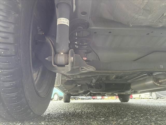 N-BOX G 社外ナビ バックカメラ フルセグ Bluetooth 純正マット スマートキー プッシュスタート オートエアコン LEDヘッドライト ETC ベンチシート 横滑り防止 Pガラス 電動格納ミラー(49枚目)