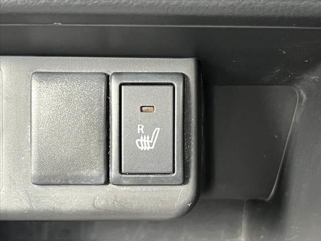 アルト S 運転席シートヒーター オーディオ/CD/2スピーカー/ピラーアンテナ アクセサリーソケット ヘッドライトレベライザー 横滑り防止 アイドリングストップ 電動格納ミラー バニティミラー(3枚目)