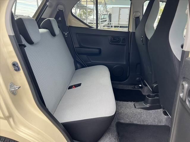 アルト S 運転席シートヒーター オーディオ/CD/2スピーカー/ピラーアンテナ アクセサリーソケット ヘッドライトレベライザー 横滑り防止 アイドリングストップ 電動格納ミラー バニティミラー(18枚目)