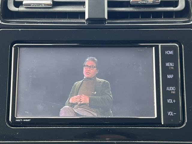 プリウス A 後期 禁煙 ナビ/フルセグ/Bluetooth/Bモニター セーフティセンス レーダークルーズ 車線逸脱 BSM ヘッドアップディスプレイ オートハイビーム パーキングサポート LEDヘッドライト(6枚目)