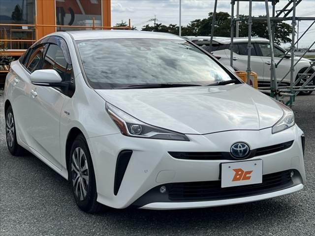 プリウス A 後期 禁煙 ナビ/フルセグ/Bluetooth/Bモニター セーフティセンス レーダークルーズ 車線逸脱 BSM ヘッドアップディスプレイ オートハイビーム パーキングサポート LEDヘッドライト(10枚目)