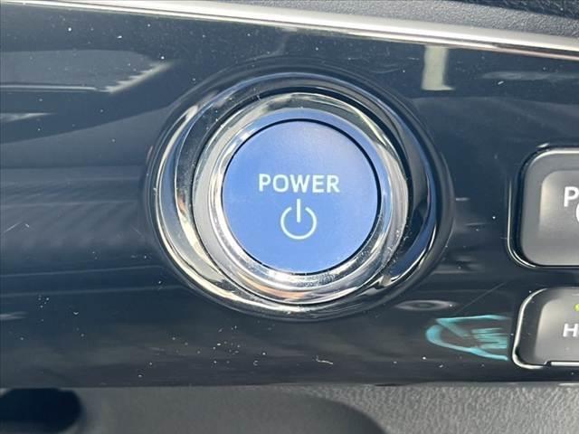 プリウス A 後期 禁煙 ナビ/フルセグ/Bluetooth/Bモニター セーフティセンス レーダークルーズ 車線逸脱 BSM ヘッドアップディスプレイ オートハイビーム パーキングサポート LEDヘッドライト(25枚目)