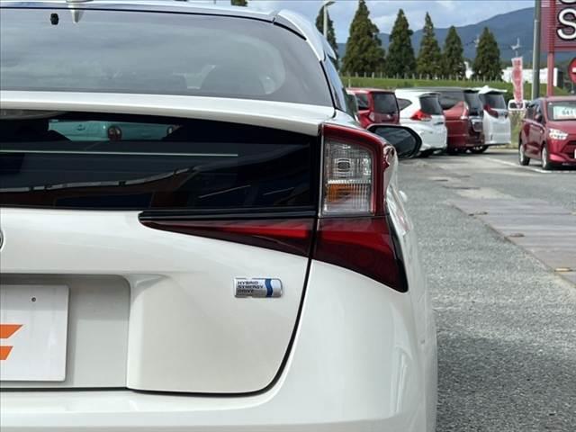 プリウス A 後期 禁煙 ナビ/フルセグ/Bluetooth/Bモニター セーフティセンス レーダークルーズ 車線逸脱 BSM ヘッドアップディスプレイ オートハイビーム パーキングサポート LEDヘッドライト(48枚目)