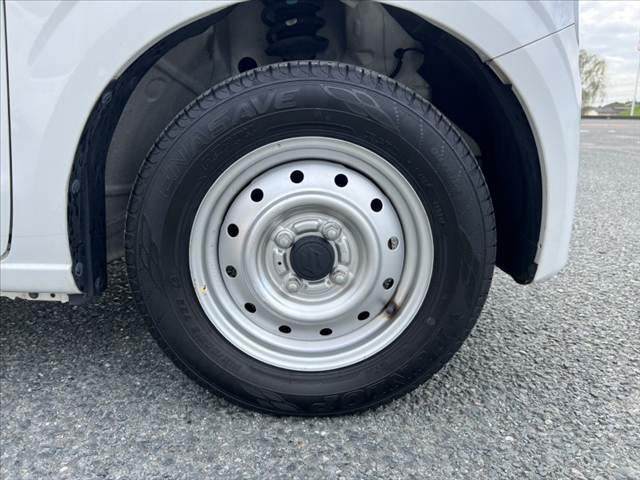 アルト VP 禁煙車 社外ナビ/ブルートゥース キーレス ETC エアコン パワーステアリング 横滑り防止 ヘッドライトレベライザー ドリンクホルダー バイザー マット アンチロックブレーキシステム エアバック(41枚目)