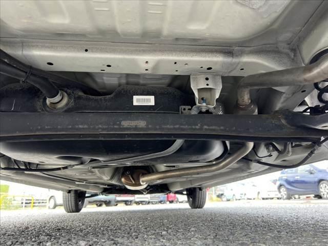 アルト VP 禁煙車 社外ナビ/ブルートゥース キーレス ETC エアコン パワーステアリング 横滑り防止 ヘッドライトレベライザー ドリンクホルダー バイザー マット アンチロックブレーキシステム エアバック(46枚目)