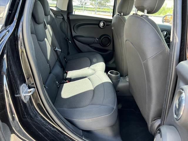 MINI ワン 純正ナビ/BT/ラジオ 運転席シートリフター エンジンスタートボタン アイドリングストップ ヘッドライトレベライザー 電格ミラー USBポート ETC アクセサリーソケット フォグライト(18枚目)