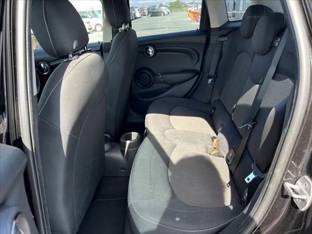 MINI ワン 純正ナビ/BT/ラジオ 運転席シートリフター エンジンスタートボタン アイドリングストップ ヘッドライトレベライザー 電格ミラー USBポート ETC アクセサリーソケット フォグライト(19枚目)