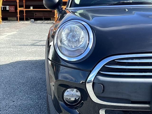 MINI ワン 純正ナビ/BT/ラジオ 運転席シートリフター エンジンスタートボタン アイドリングストップ ヘッドライトレベライザー 電格ミラー USBポート ETC アクセサリーソケット フォグライト(37枚目)