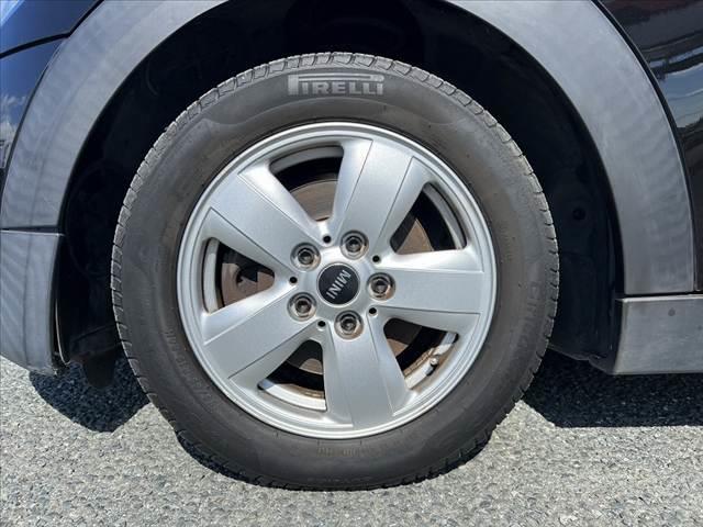 MINI ワン 純正ナビ/BT/ラジオ 運転席シートリフター エンジンスタートボタン アイドリングストップ ヘッドライトレベライザー 電格ミラー USBポート ETC アクセサリーソケット フォグライト(41枚目)