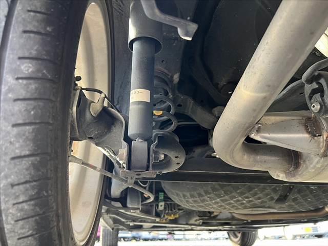 コペン 　ターボ　禁煙　純正ＳＤナビ／Ｂｌｕｅｔｏｏｔｈ／フルセグ／ＤＶＤ　ＬＥＤヘッドライト　シートヒーター　スマートキー　ＥＴＣ　ステアリングスイッチ　ｅｃｏＩＤＬＥ　横滑り防止　ロールバー（51枚目）