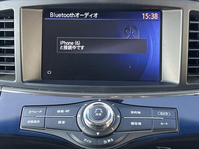 エルグランド ２５０ハイウェイスター　純正ナビ／Ｂｌｕｅｔｏｏｔｈ　フリップダウンＭ　両側電動スライド　スマートキー　ＥＴＣ　オットマン　アラウンドビュー　１００Ｖ電源　Ｐガラス　ステリモ　電動格納ミラー　革巻きステア　合皮シート（4枚目）
