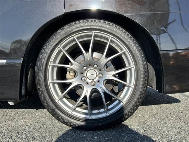 エルグランド ２５０ハイウェイスター　純正ナビ／Ｂｌｕｅｔｏｏｔｈ　フリップダウンＭ　両側電動スライド　スマートキー　ＥＴＣ　オットマン　アラウンドビュー　１００Ｖ電源　Ｐガラス　ステリモ　電動格納ミラー　革巻きステア　合皮シート（54枚目）