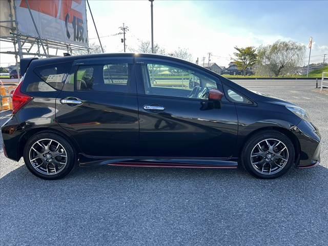 ノート ニスモ　ＬＥＤヘッドライト　スポーツシート　スーパーチャージャー　柿本改マフラー　社外ナビ／フルセグ／ＤＶＤ／ＢＴ　Ｂモニター　ＥＴＣ　Ｐスタート　インテリキー×２　アイドリングストップ　Ａライト　フォグ（12枚目）