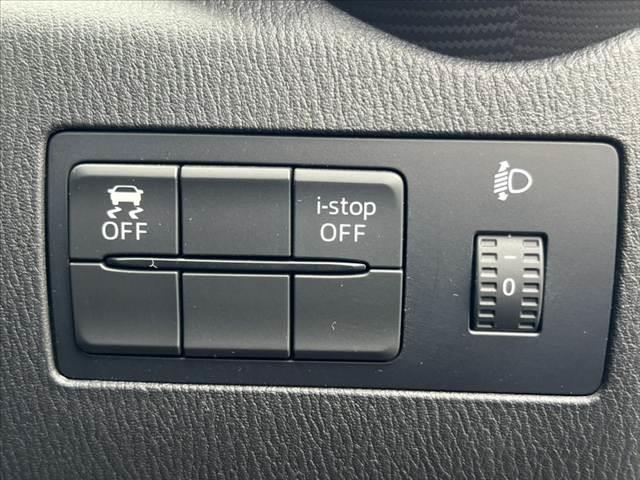 デミオ １３Ｓ　中期　マツダコネクトナビ／Ｂｌｕｅｔｏｏｔｈ　ＣＤ／ＤＶＤ　Ａストップ　スマートブレーキサポ　Ｐガラス　ステリモ　電動格納ミラー　Ｐスタート　スマートキー（30枚目）