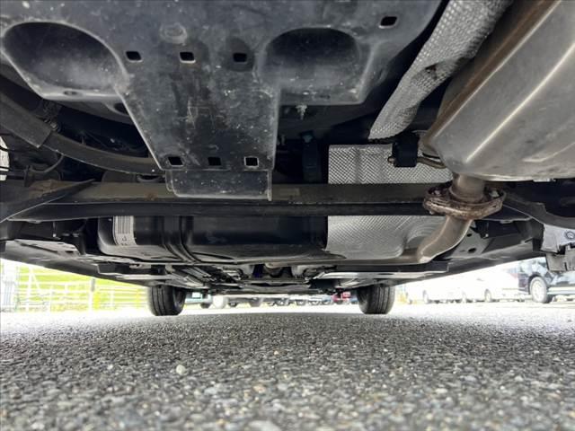 デミオ １３Ｓ　中期　マツダコネクトナビ／Ｂｌｕｅｔｏｏｔｈ　ＣＤ／ＤＶＤ　Ａストップ　スマートブレーキサポ　Ｐガラス　ステリモ　電動格納ミラー　Ｐスタート　スマートキー（57枚目）