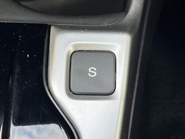 フィットハイブリッド Ｌパッケージ　純正ナビ　地デジ　ＤＶＤ　ＢＴ　ＬＥＤヘッドライト　バックモニター　クルーズコントロール　ステリモ　スマートキー　プッシュスタート　ハーフレザーシート　オートライト　シートリフター　チルトステアリング（30枚目）